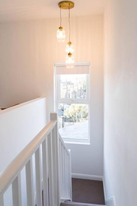 Boutique Central Margate Apt. - Edge Of Old Town! Luaran gambar